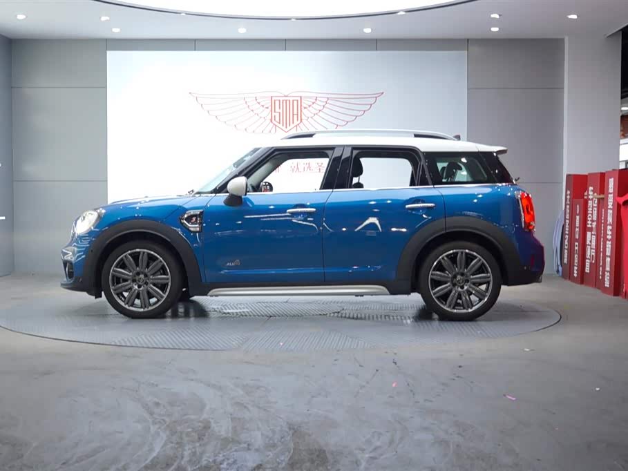 MINI COUNTRYMAN