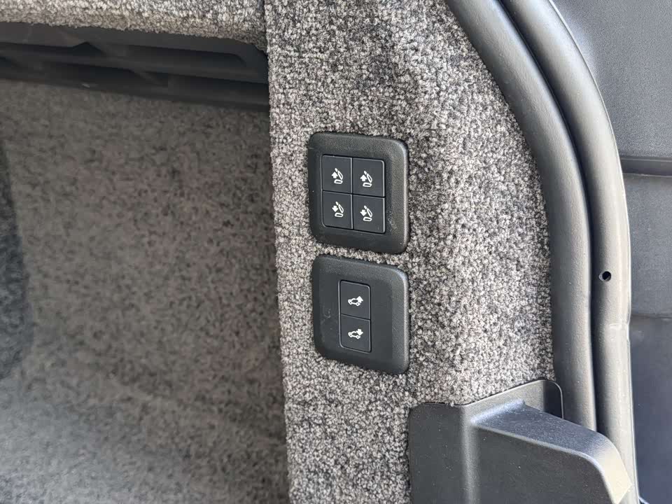 Land Rover Range Rover Land Rover Range Rover