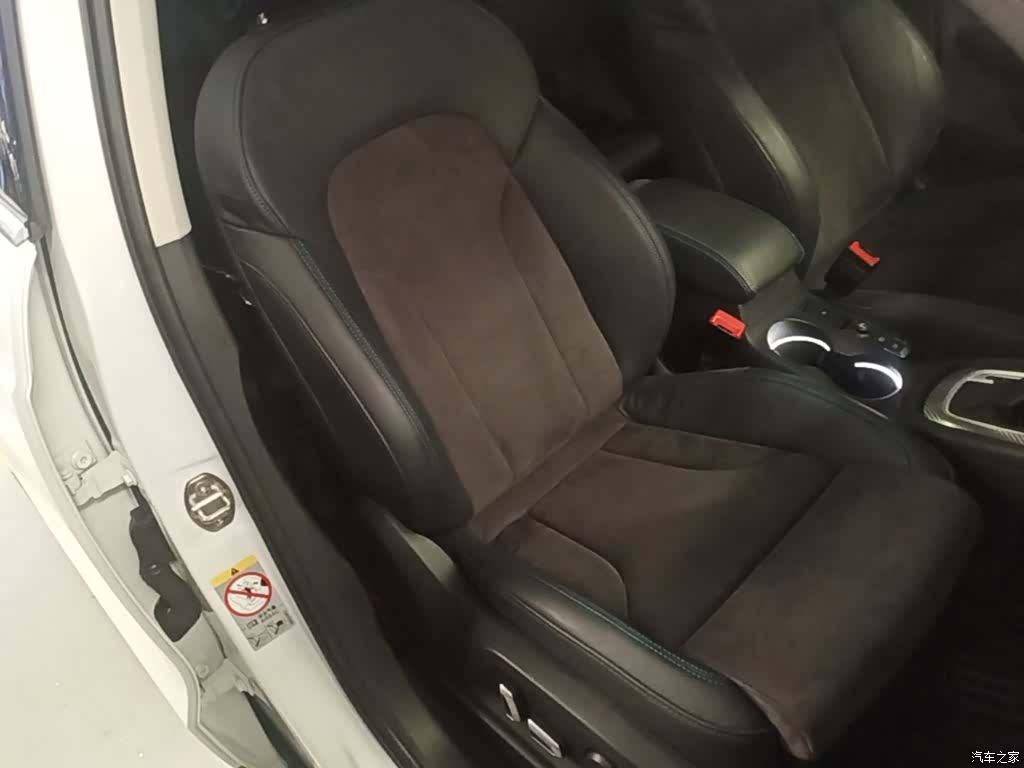 Audi Q3, 2018 25