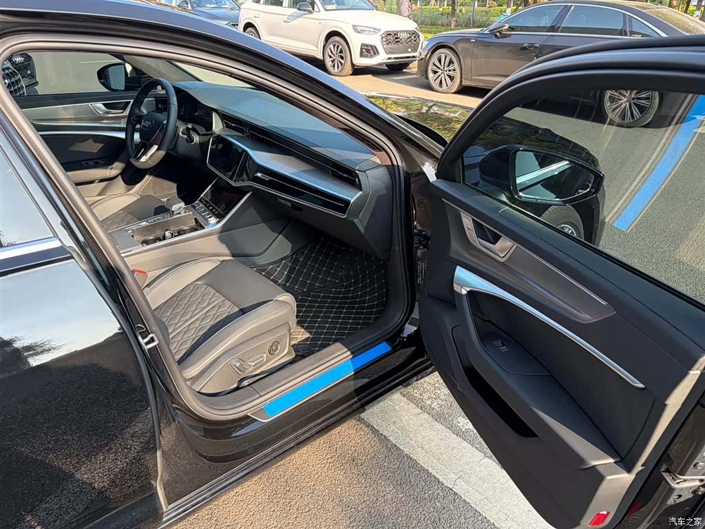 Audi A6L, 2025 27