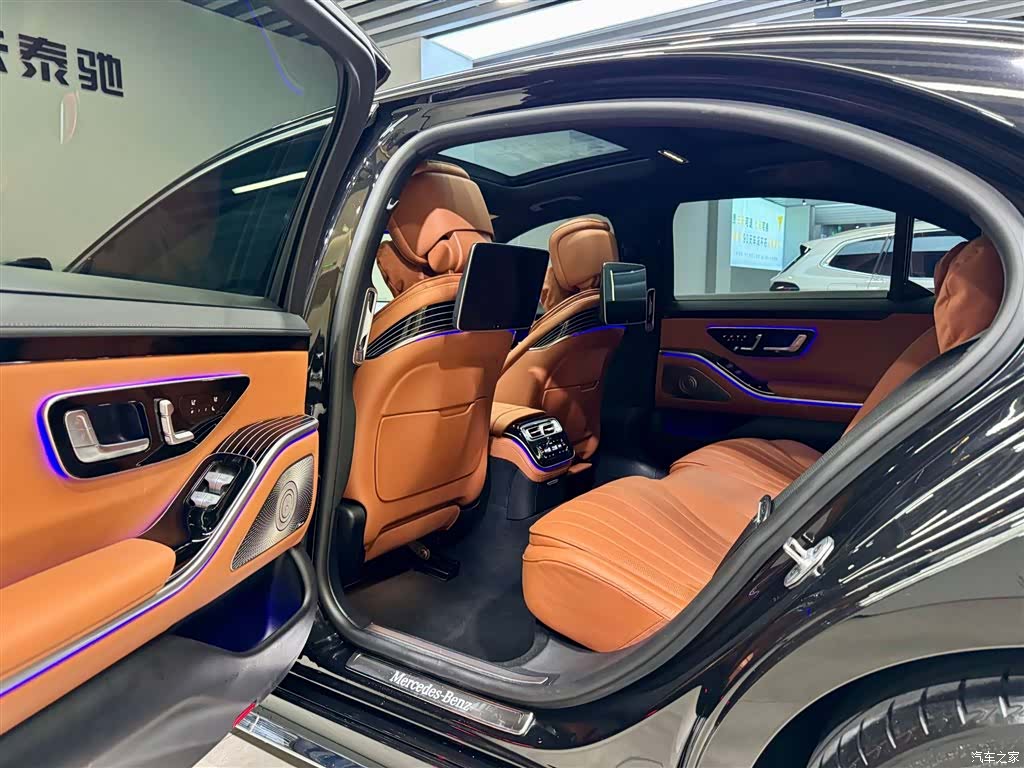 Mercedes-Benz S-Class, 2024 21