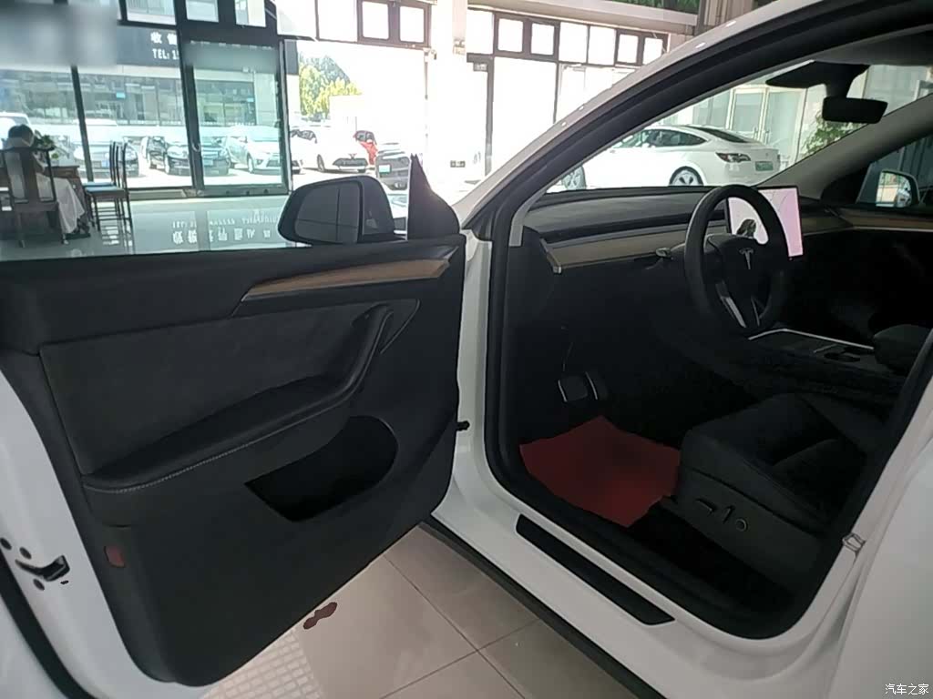 Tesla Model Y, 2021 16