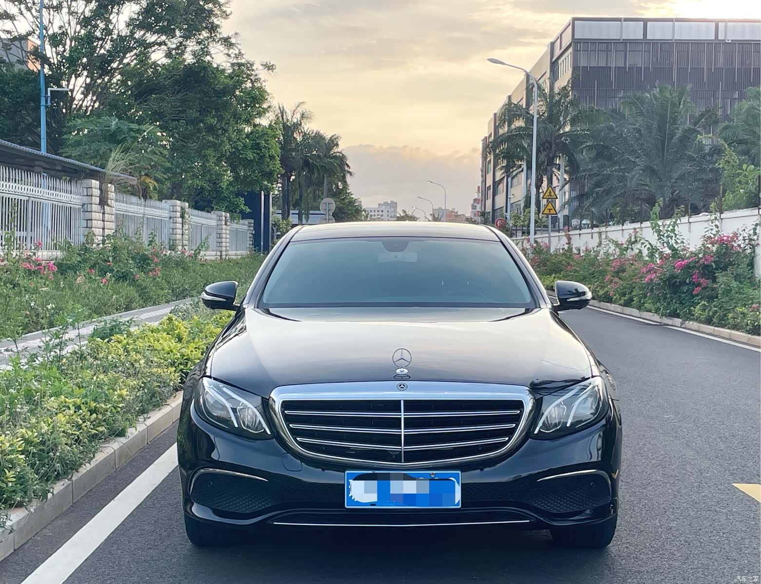 Mercedes-Benz E-Class, 2020 3