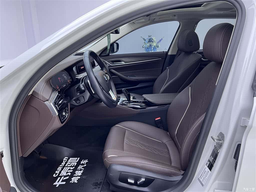 BMW 5 Series, 2022 18