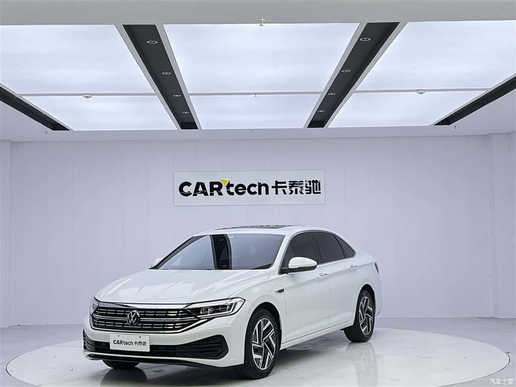 Volkswagen Sagitar, 2023 1