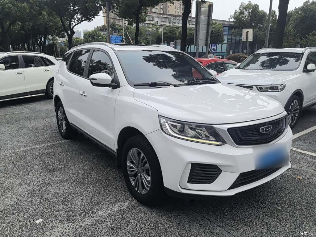 Geely X6, 2021 4