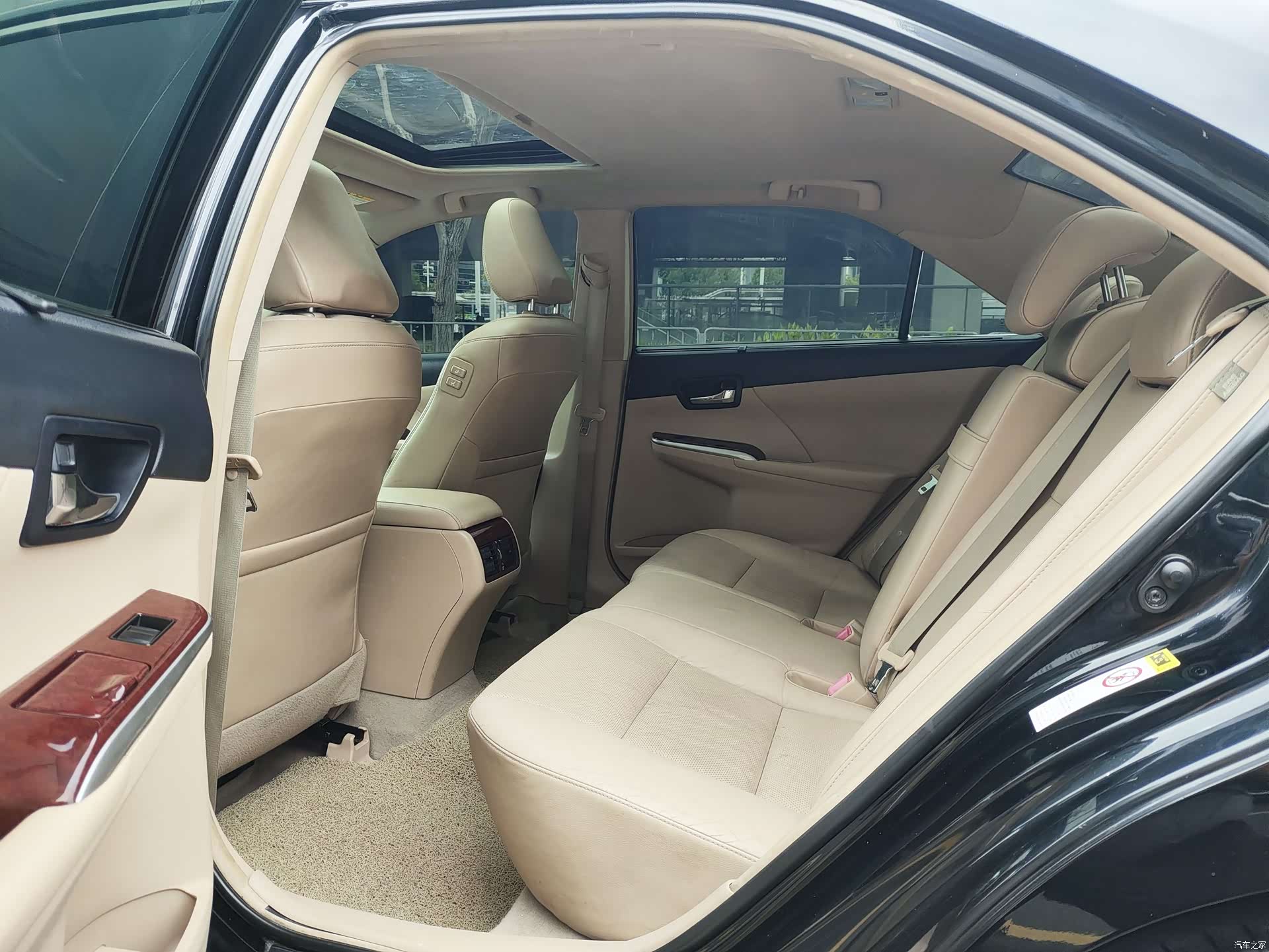 Toyota Camry, 2012 10