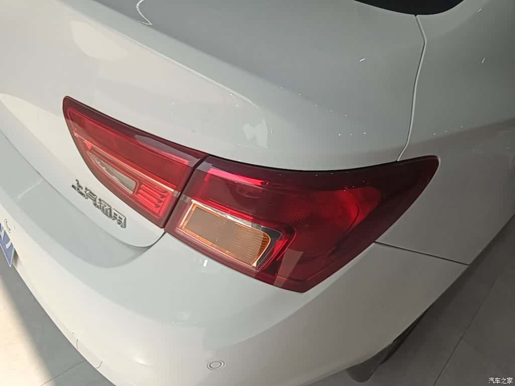 Buick Verano, 2016 8