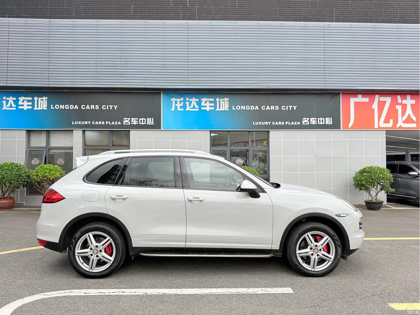 Porsche Cayenne, 2015 11