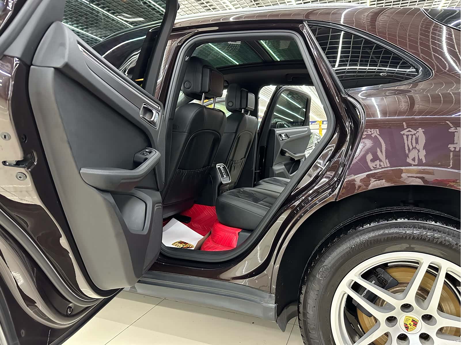 Porsche Macan, 2020 11