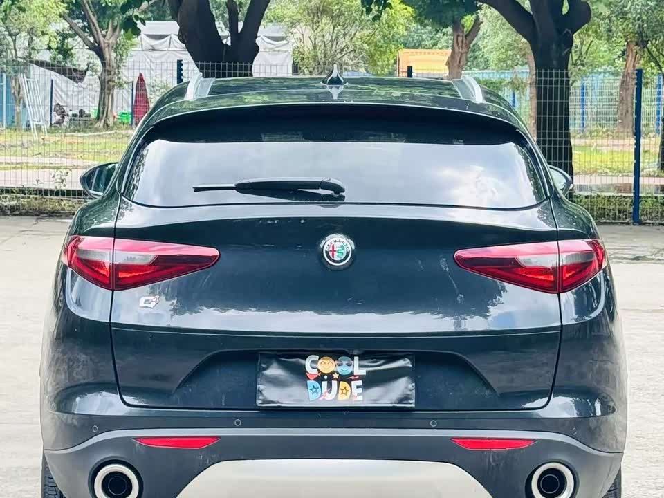 Alfa Romeo Stelvio Alfa Romeo Stelvio