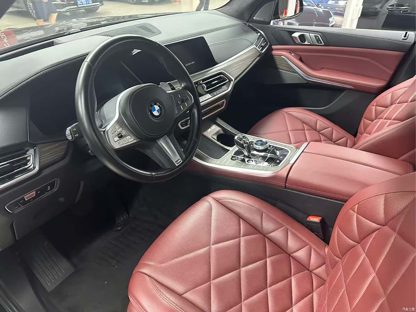 BMW X5, 2022 все фото