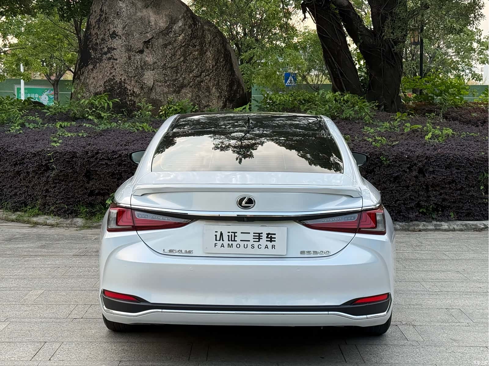 Lexus ES, 2019 17