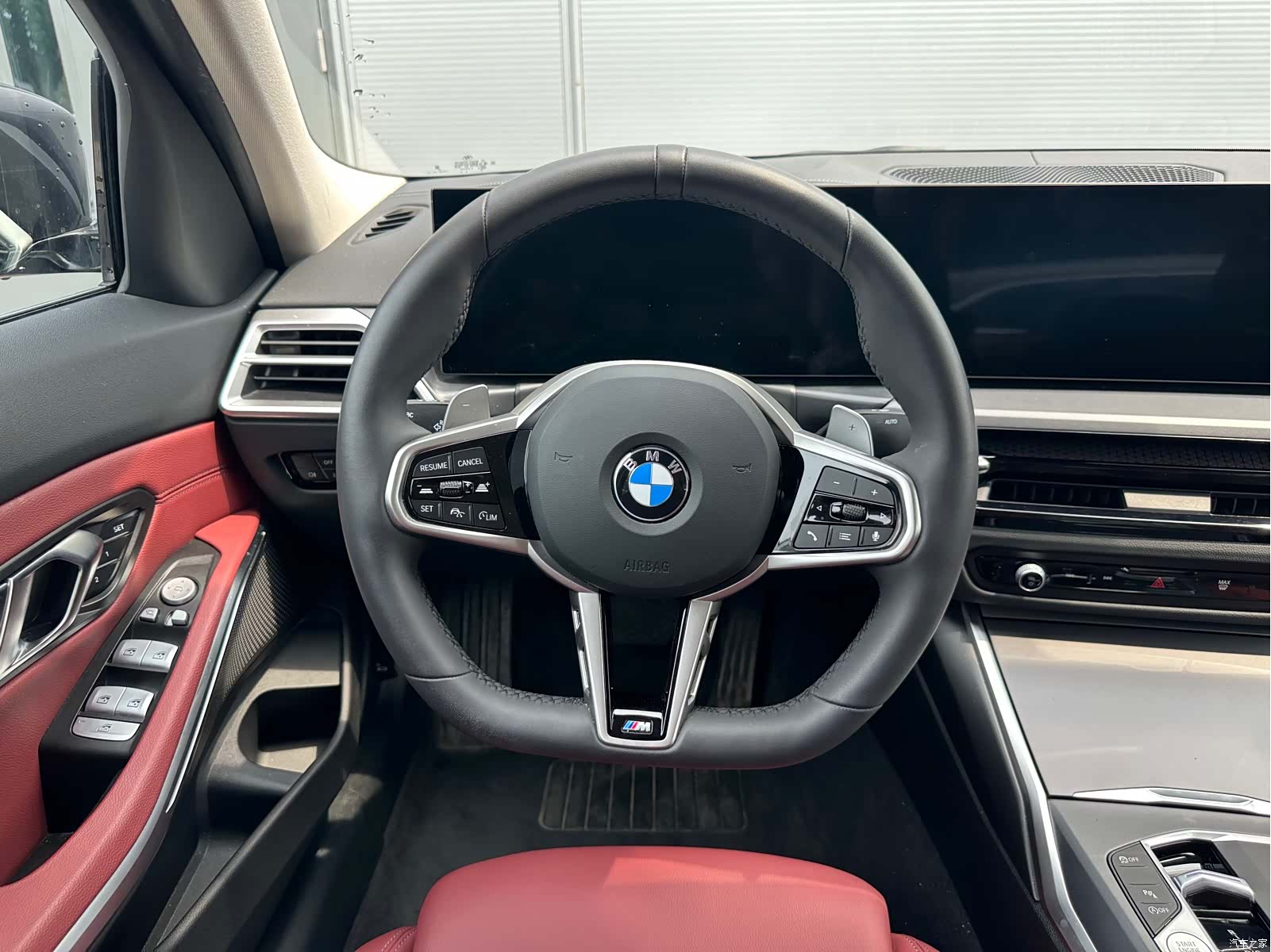 BMW 3 Series, 2025 все фото
