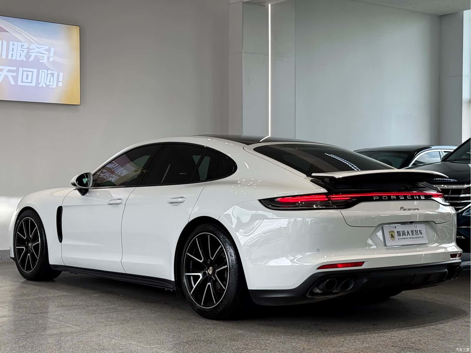 Porsche Panamera, 2022 9