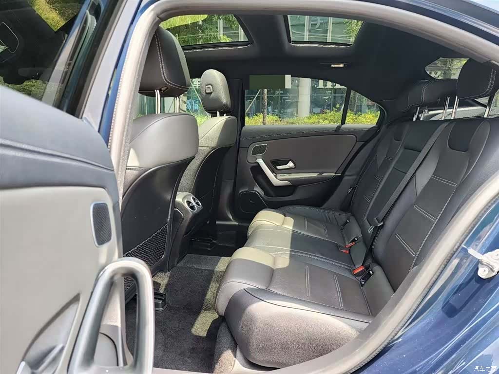 Mercedes-Benz A-Class, 2019 6