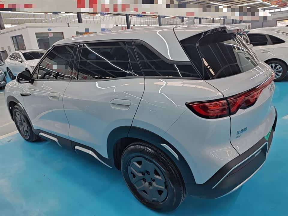 BYD Yuan UP BYD Yuan UP