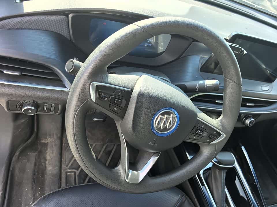 Buick Slightly blue 6 Buick Slightly blue 6