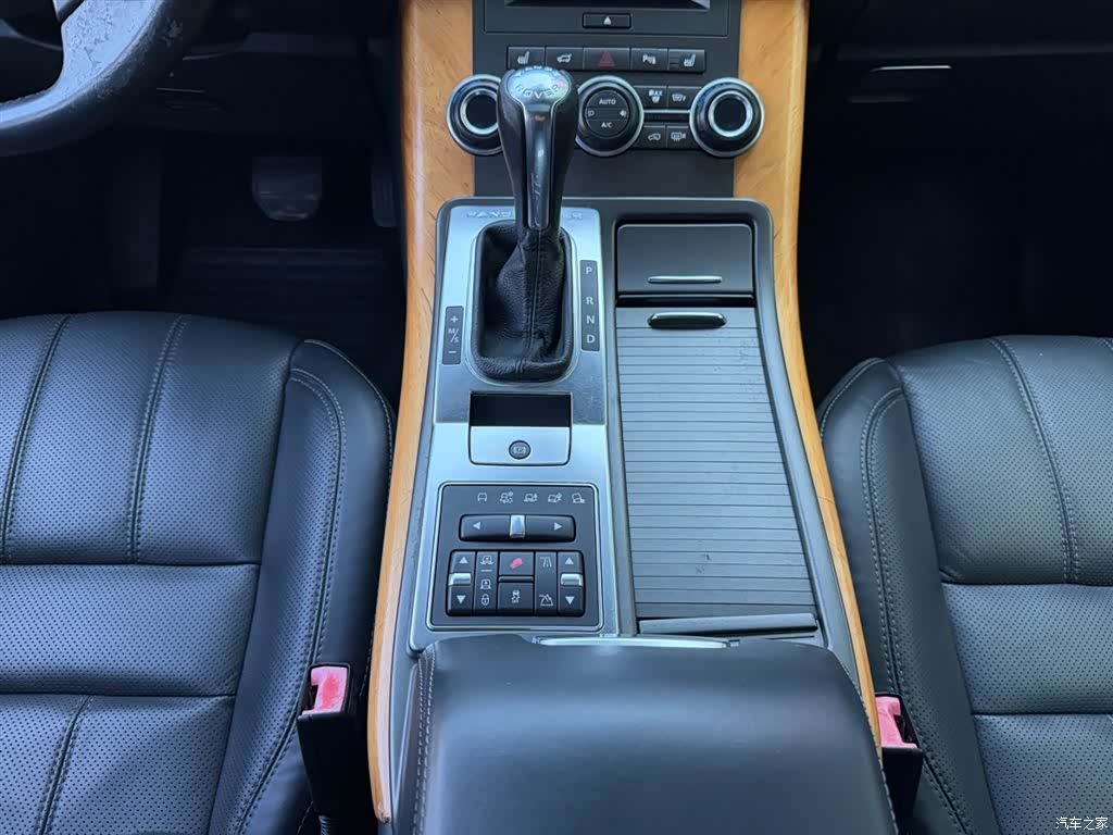 Land Rover Range Rover, 2012 7