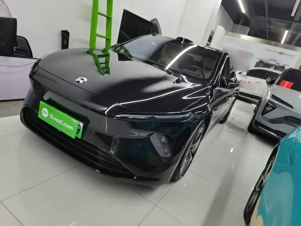 NIO ET7