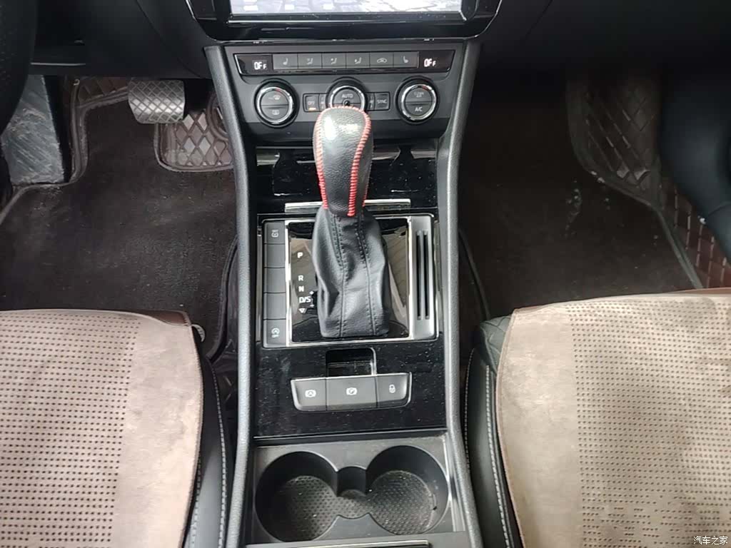 Skoda Superb, 2018 14
