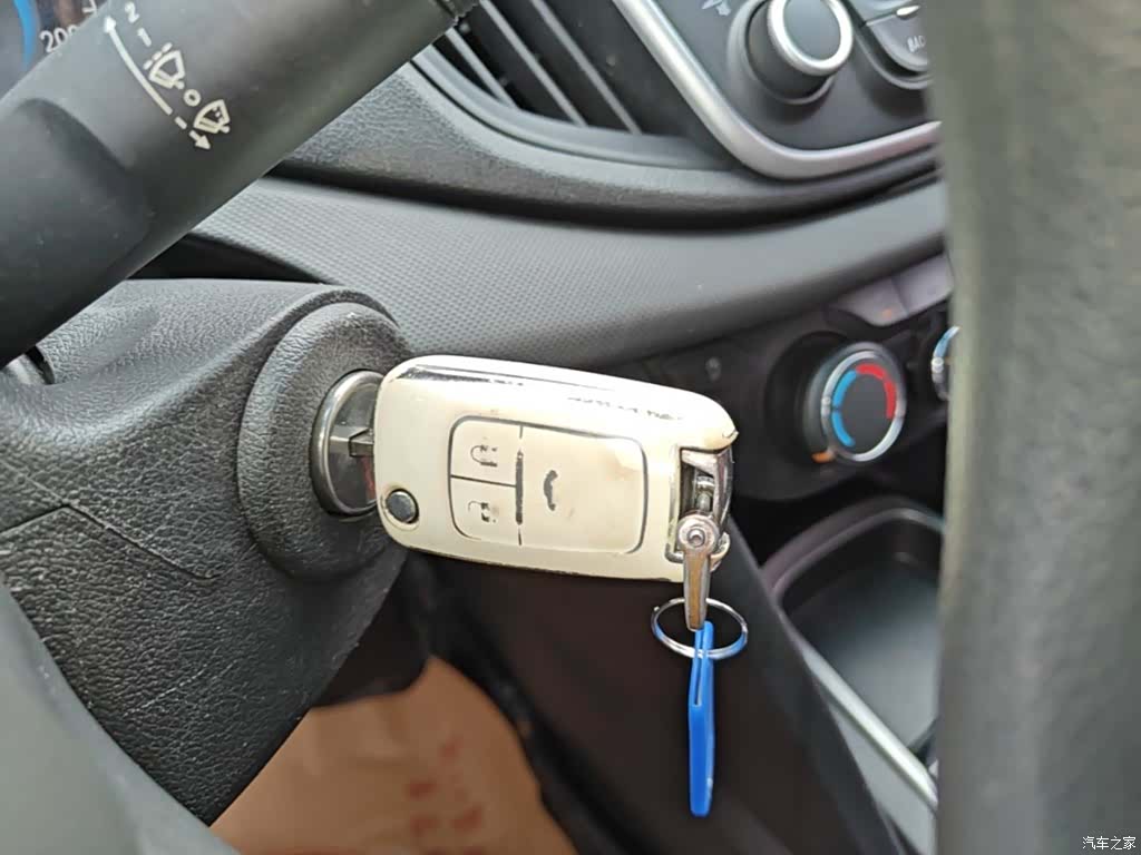 Chevrolet 320, 2018 9