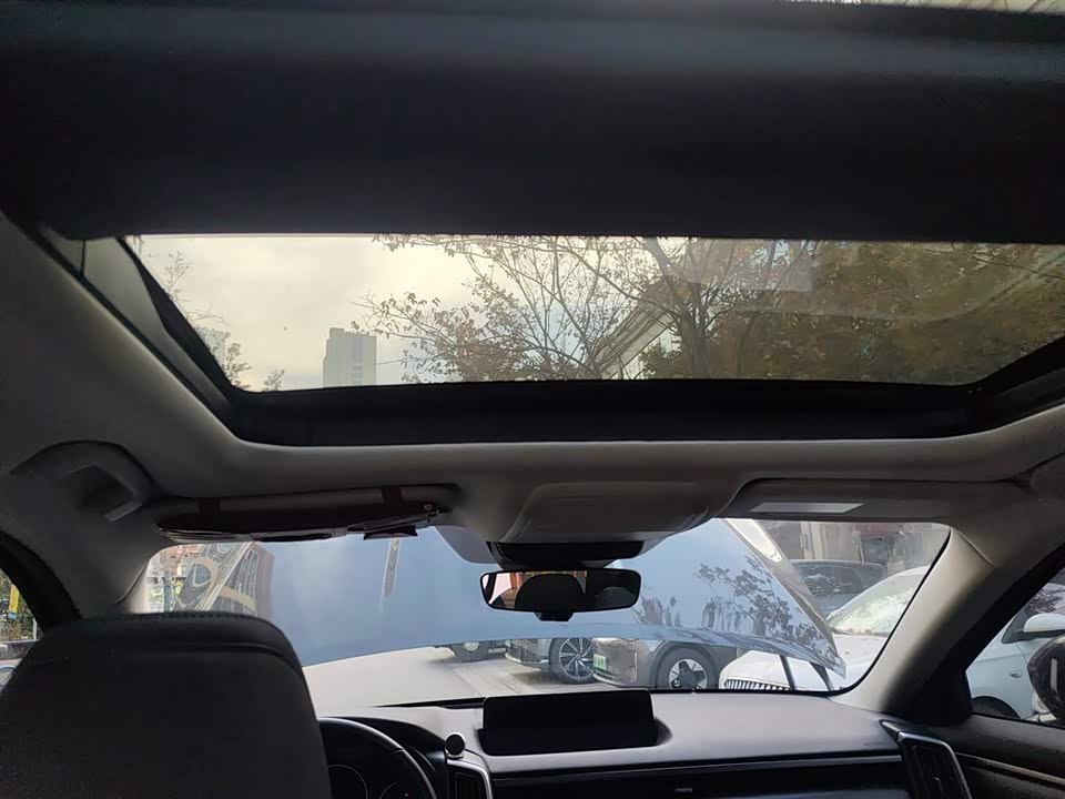 Mazda CX-50 line also