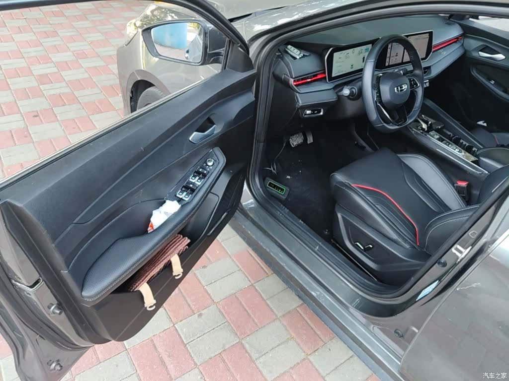 Geely Binray, 2023 16