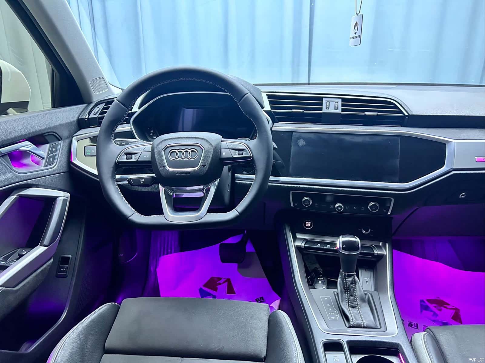 Audi Q3, 2022 13