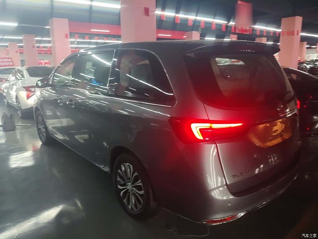 Buick GL8, 2020 все фото