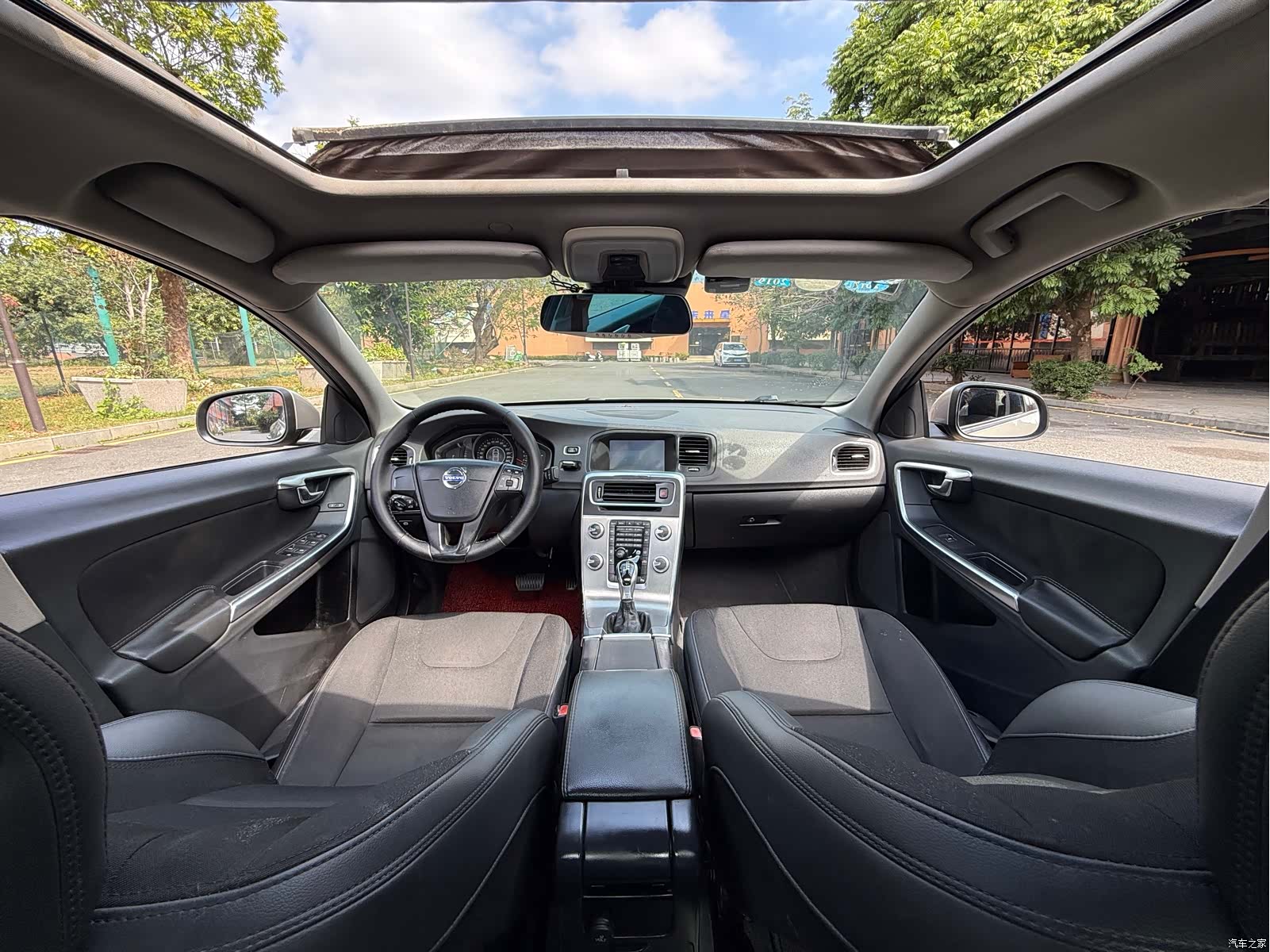 Volvo S60, 2015 15