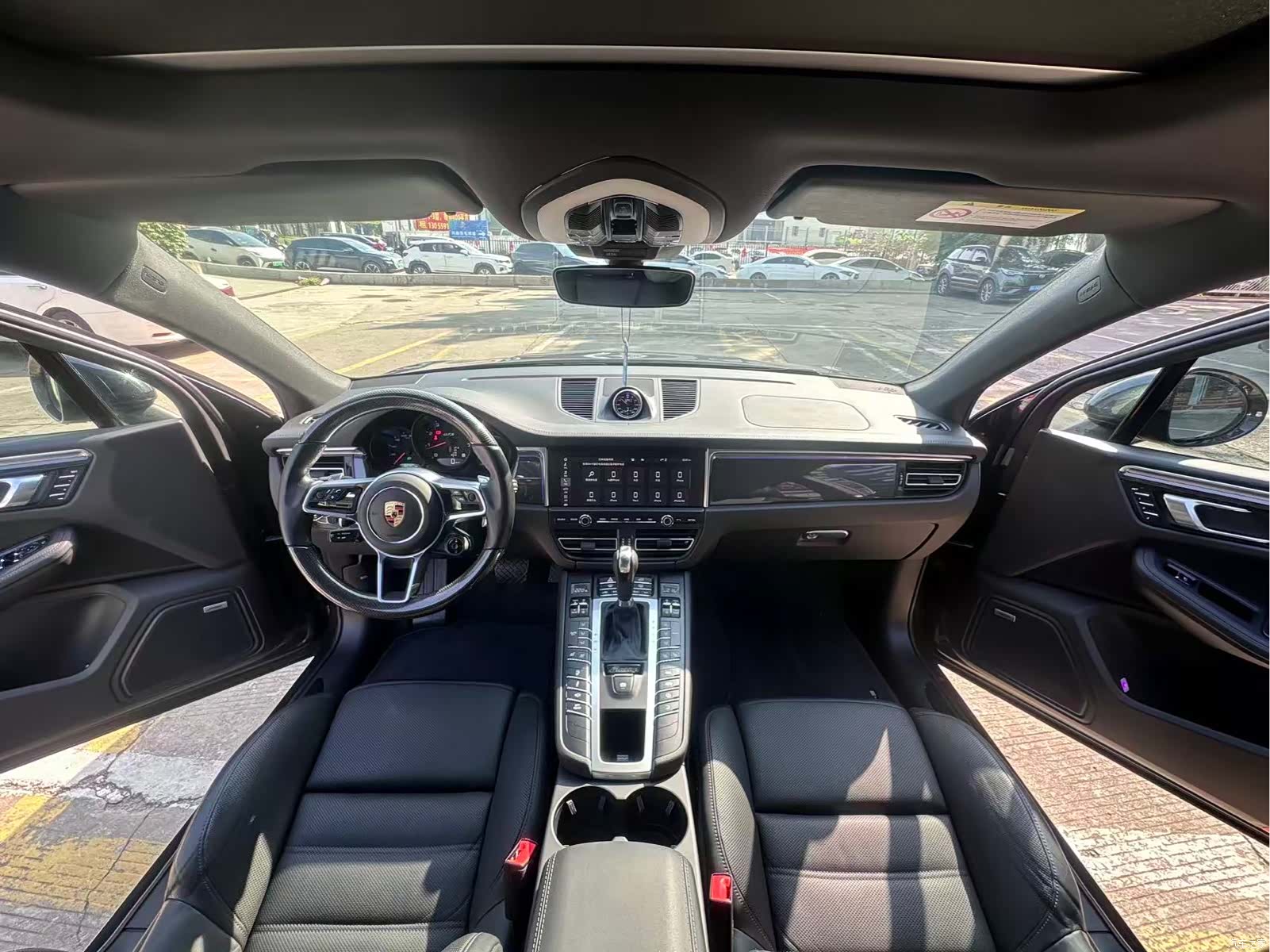 Porsche Macan, 2021 9
