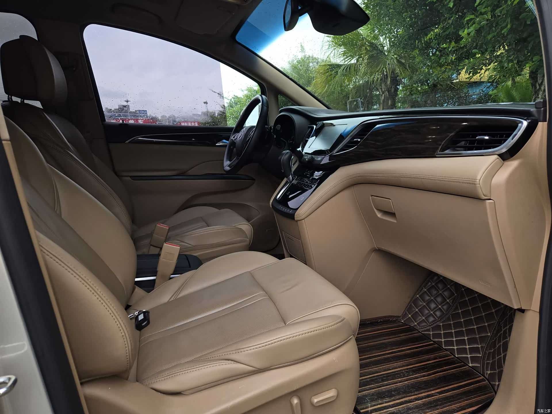 Buick GL8, 2017 7