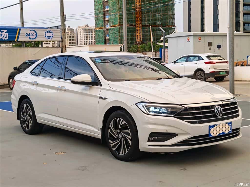 Volkswagen Sagitar, 2020 3