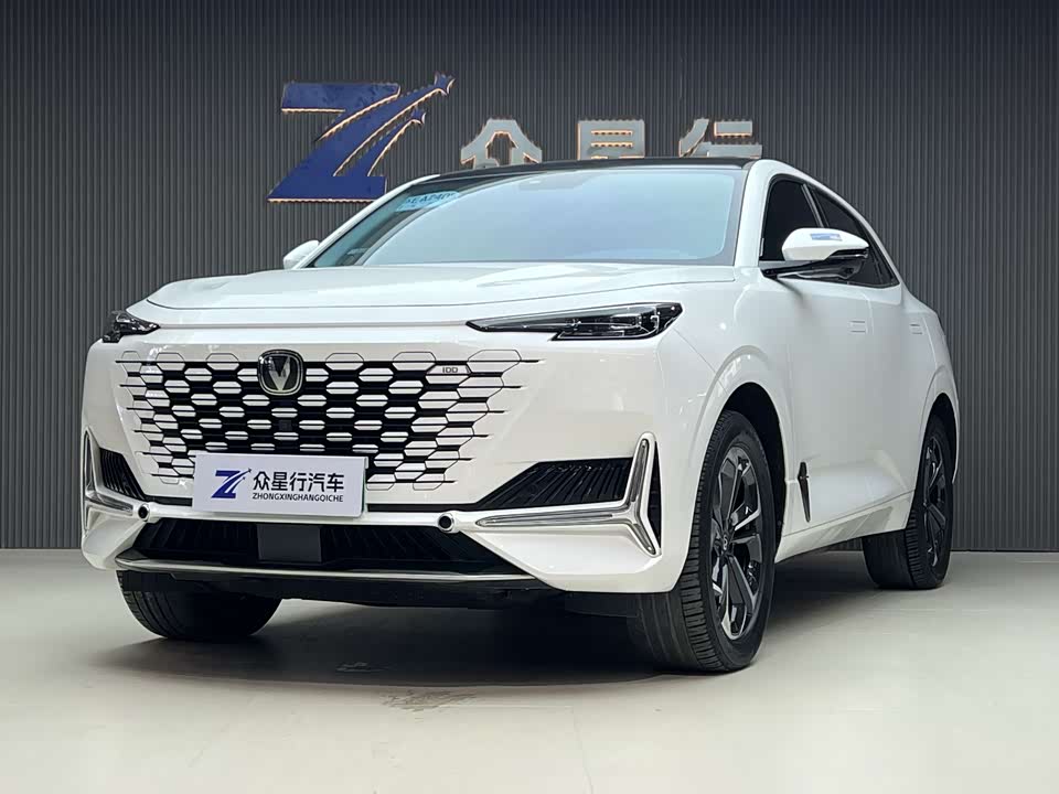 Changan UNI-K Smart iDD