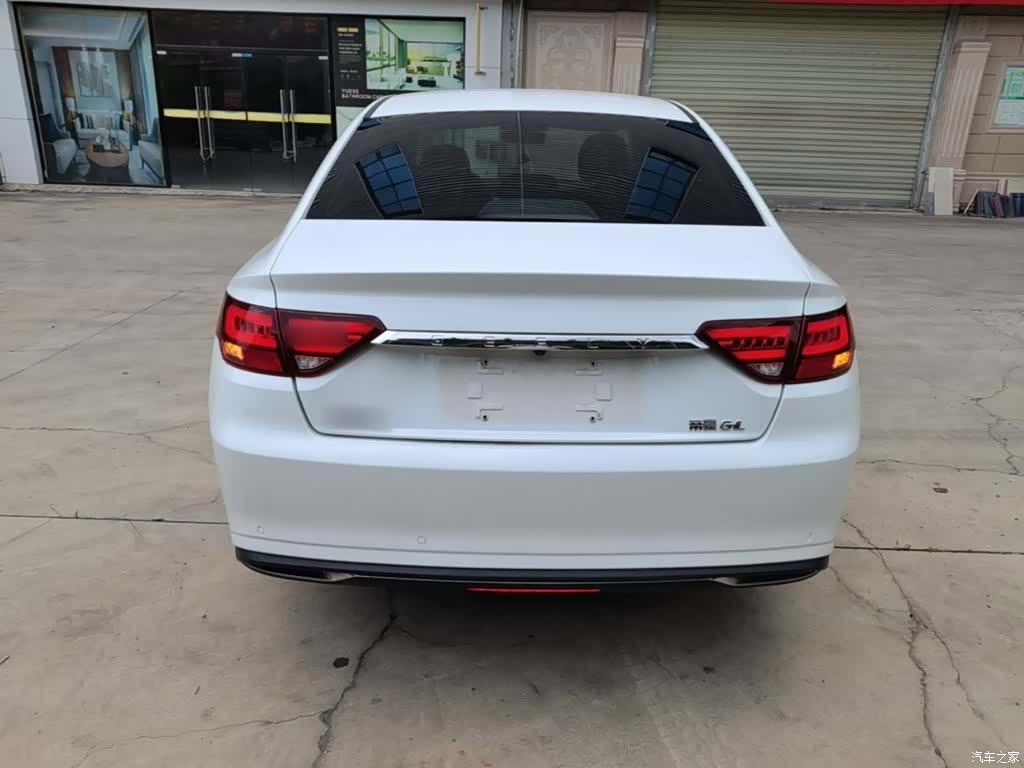 Geely Emgrand, 2021 6