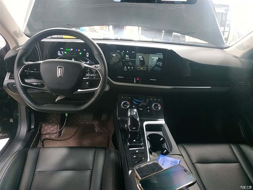 Bestune B70, 2024 10