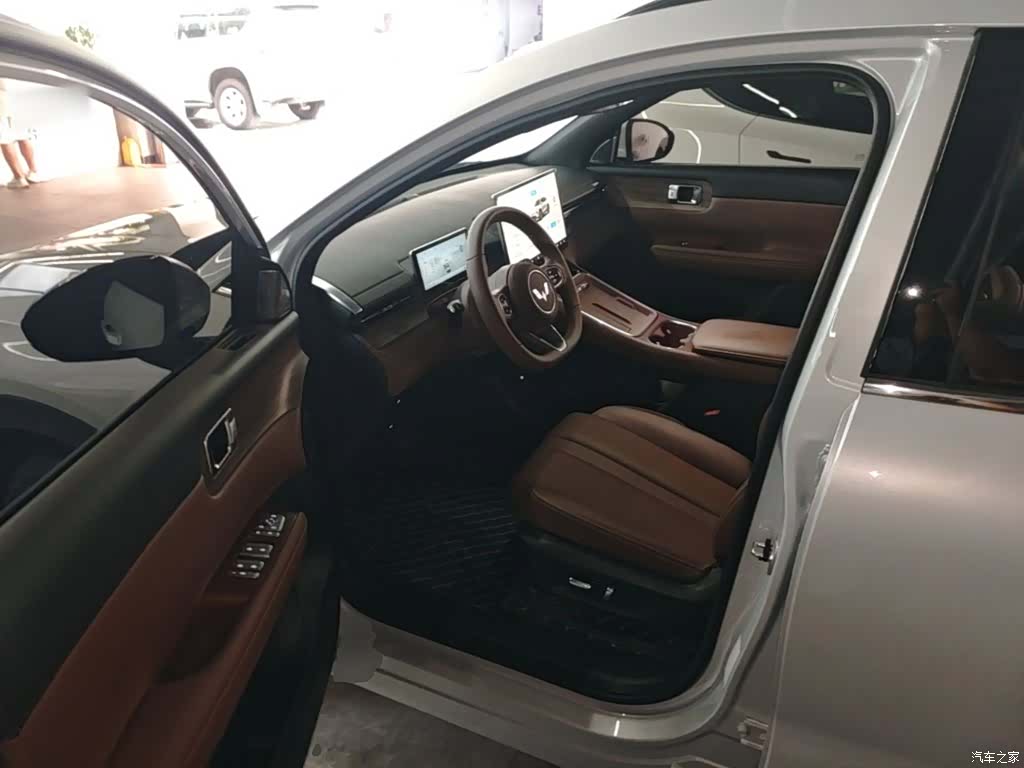 Wuling Starlight, 2026 16