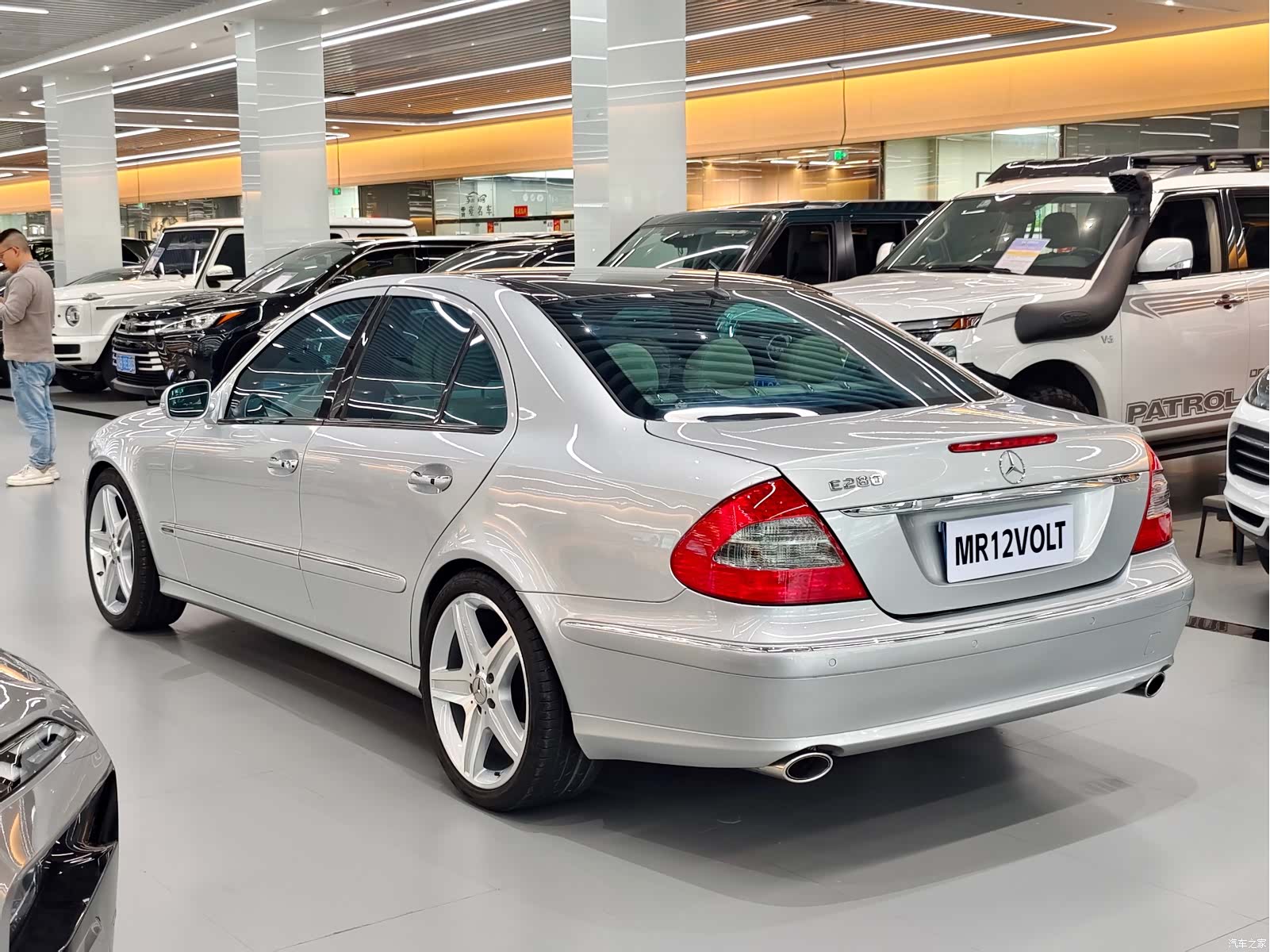 Mercedes-Benz E-Class, 2009 7