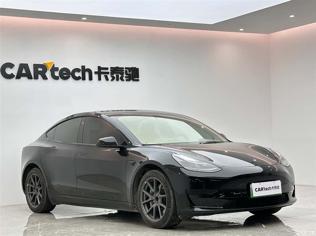 Tesla Model 3, 2022 6