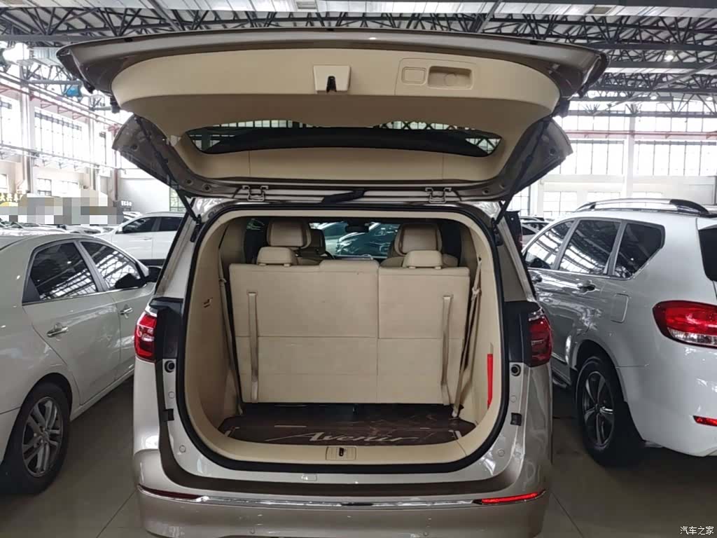 Buick GL8, 2023 15