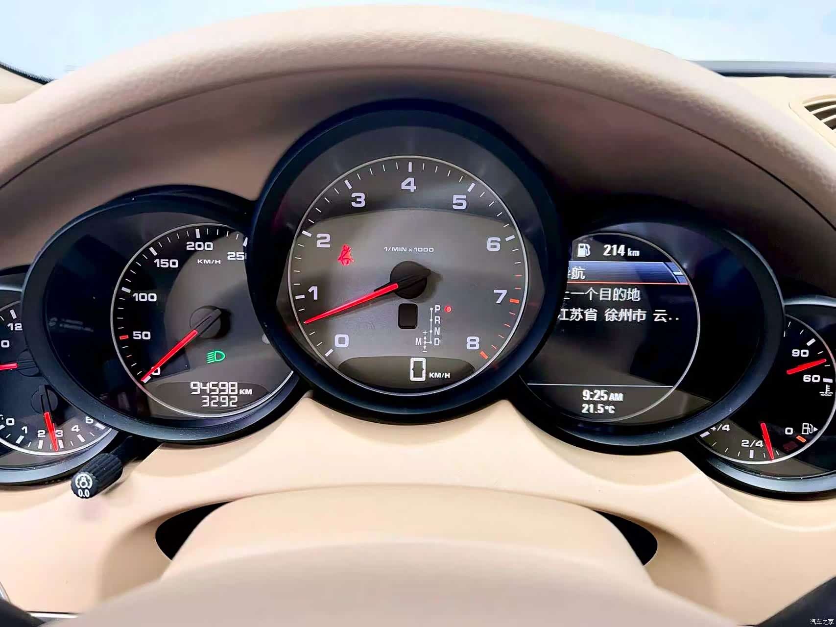 Porsche Cayenne, 2012 9