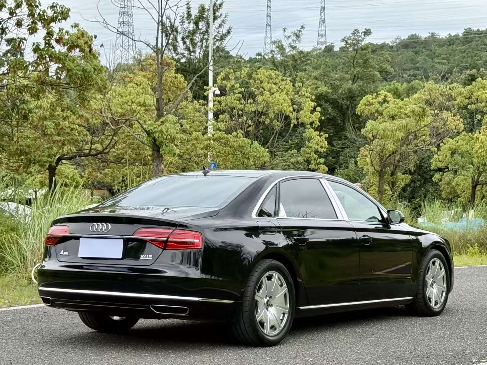 Audi A8L, 2013 9