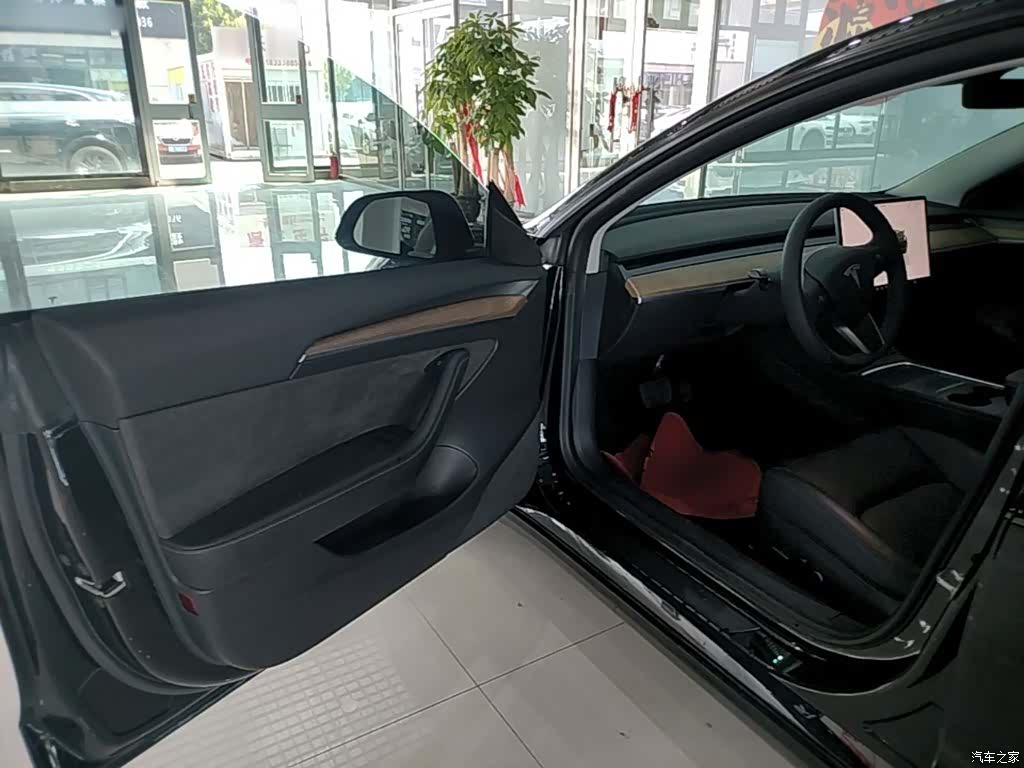 Tesla Model 3, 2022 16