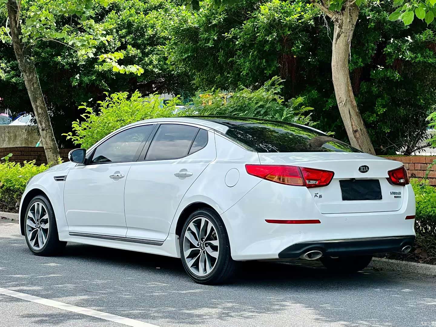Kia K5, 2015 3