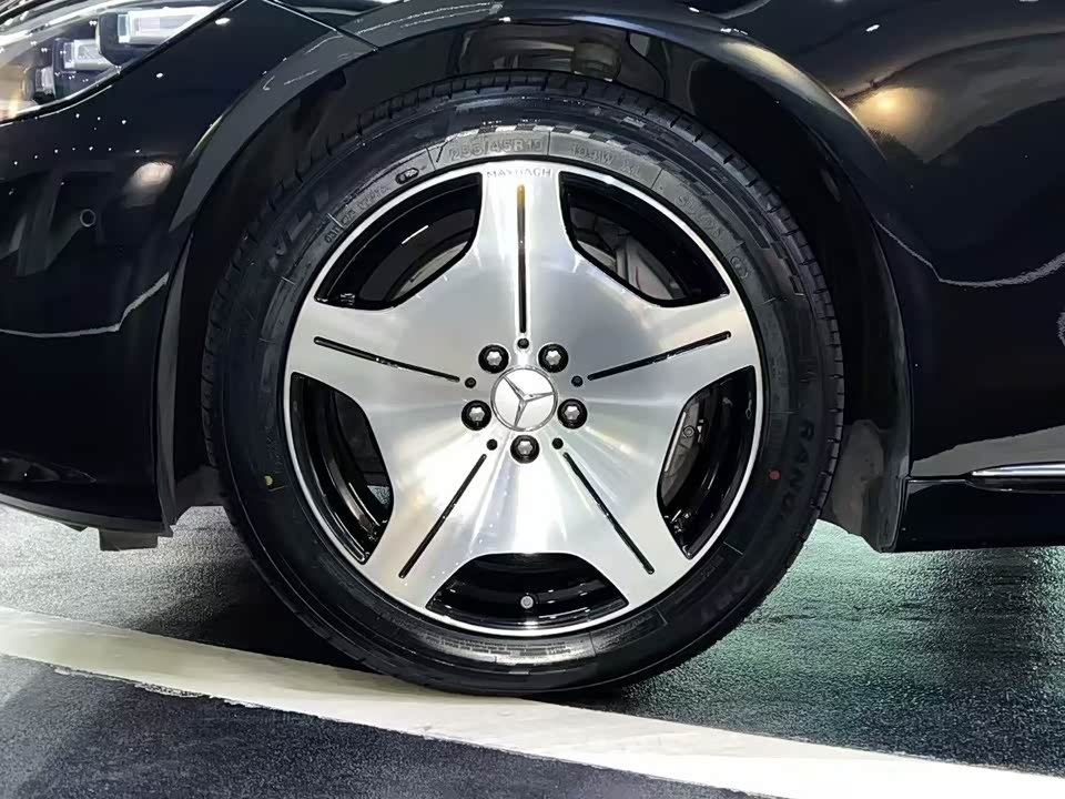 Mercedes-Benz Maybach S-class