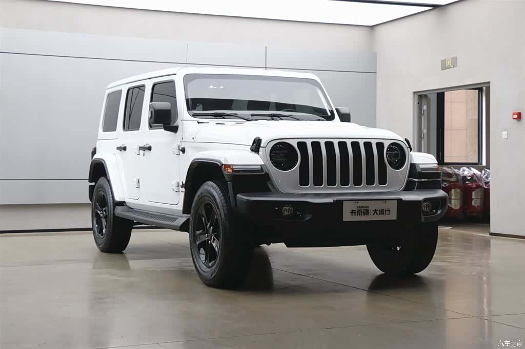 Jeep Wrangler, 2022 24