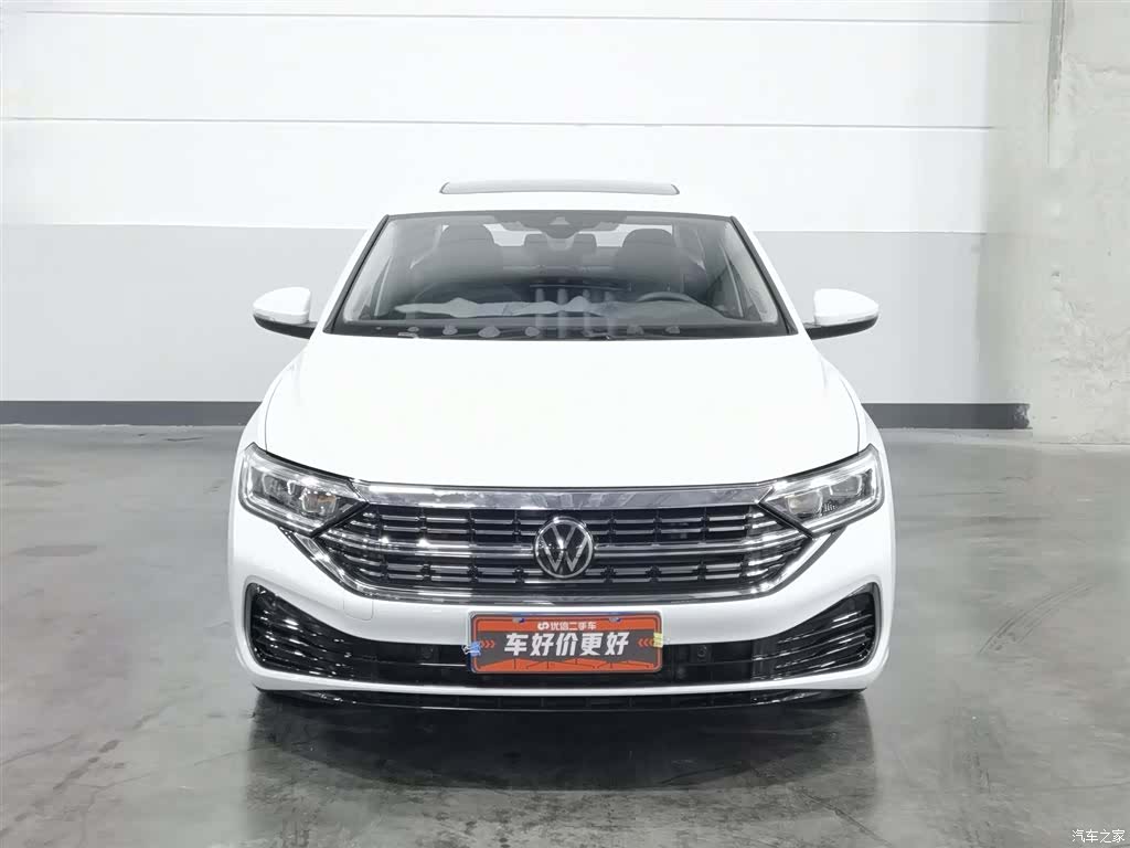 Volkswagen Sagitar, 2024 3