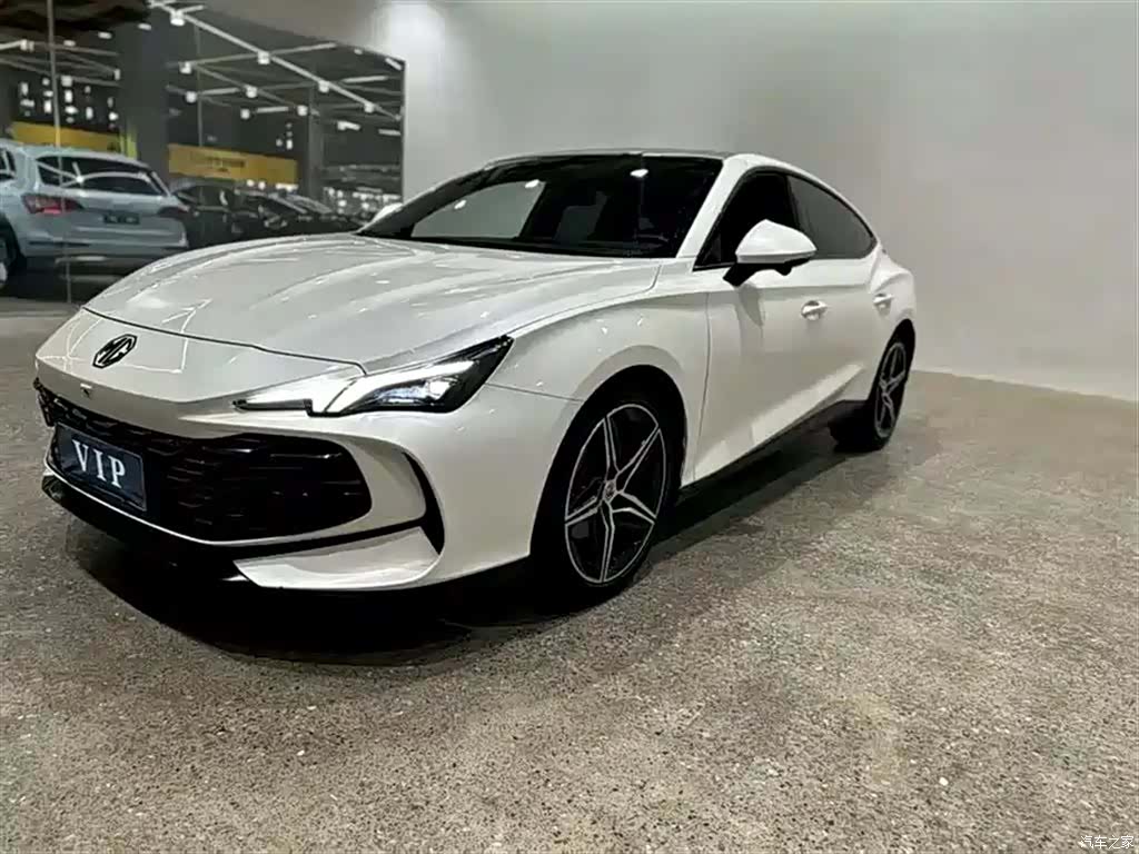 MG MG7