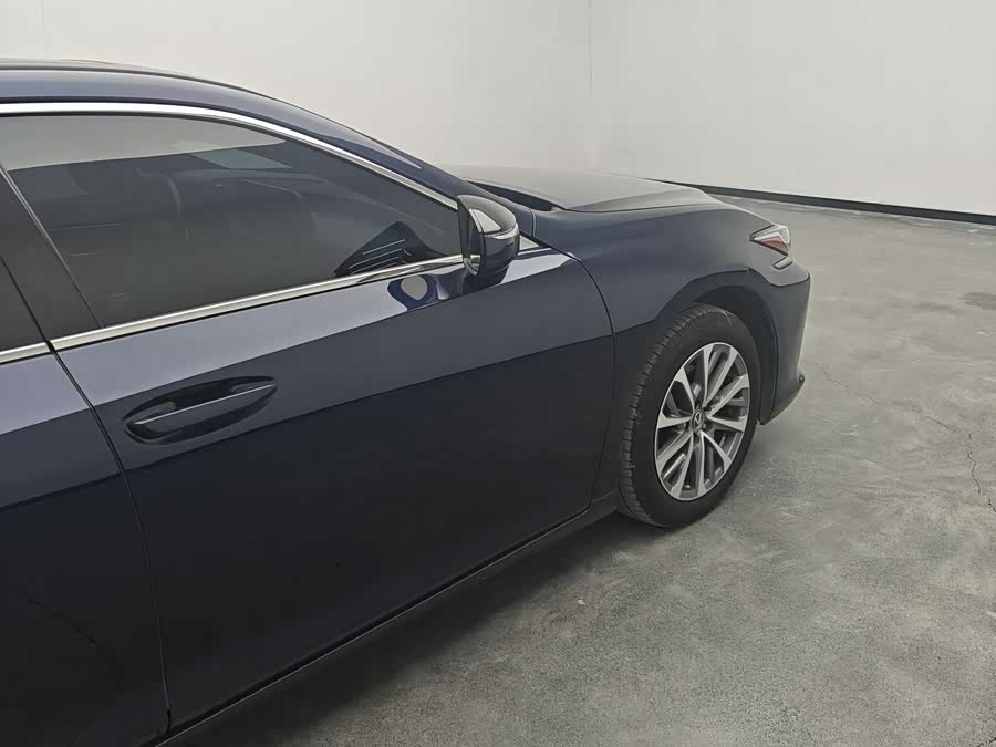 Lexus ES 2023, фото 6